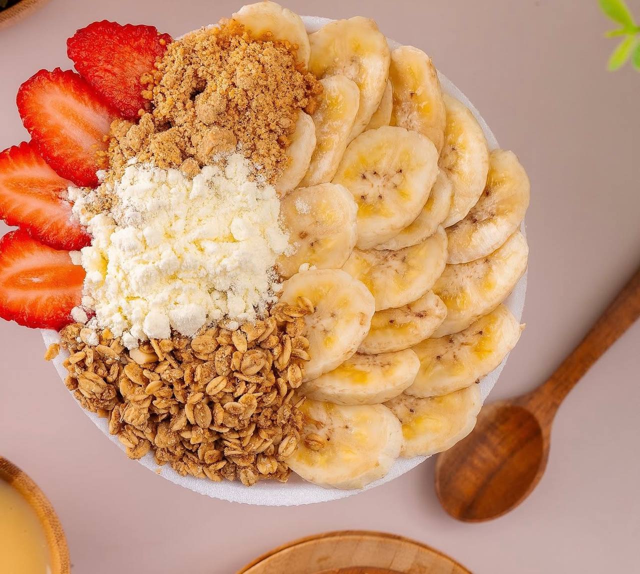 2 Tigela de açaí montada